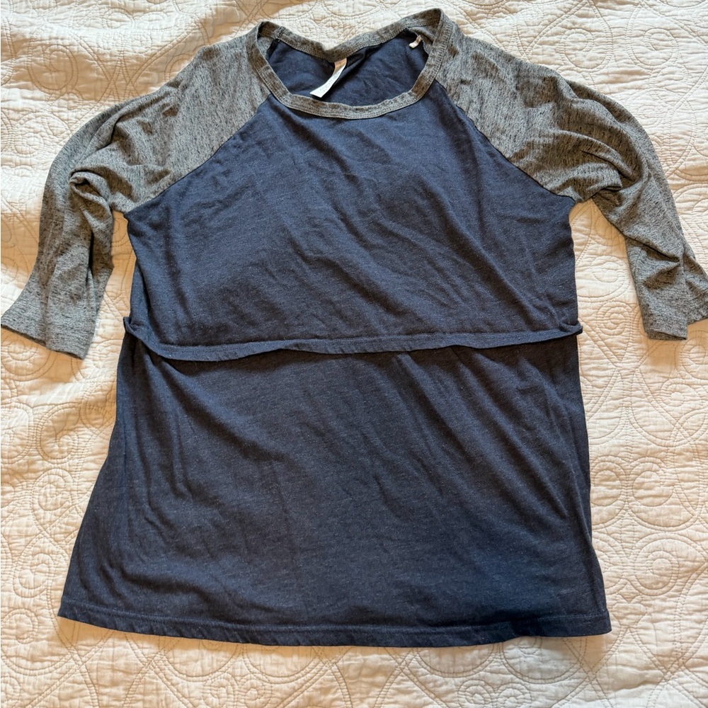 Latched Mama Heather Gray and Navy Top